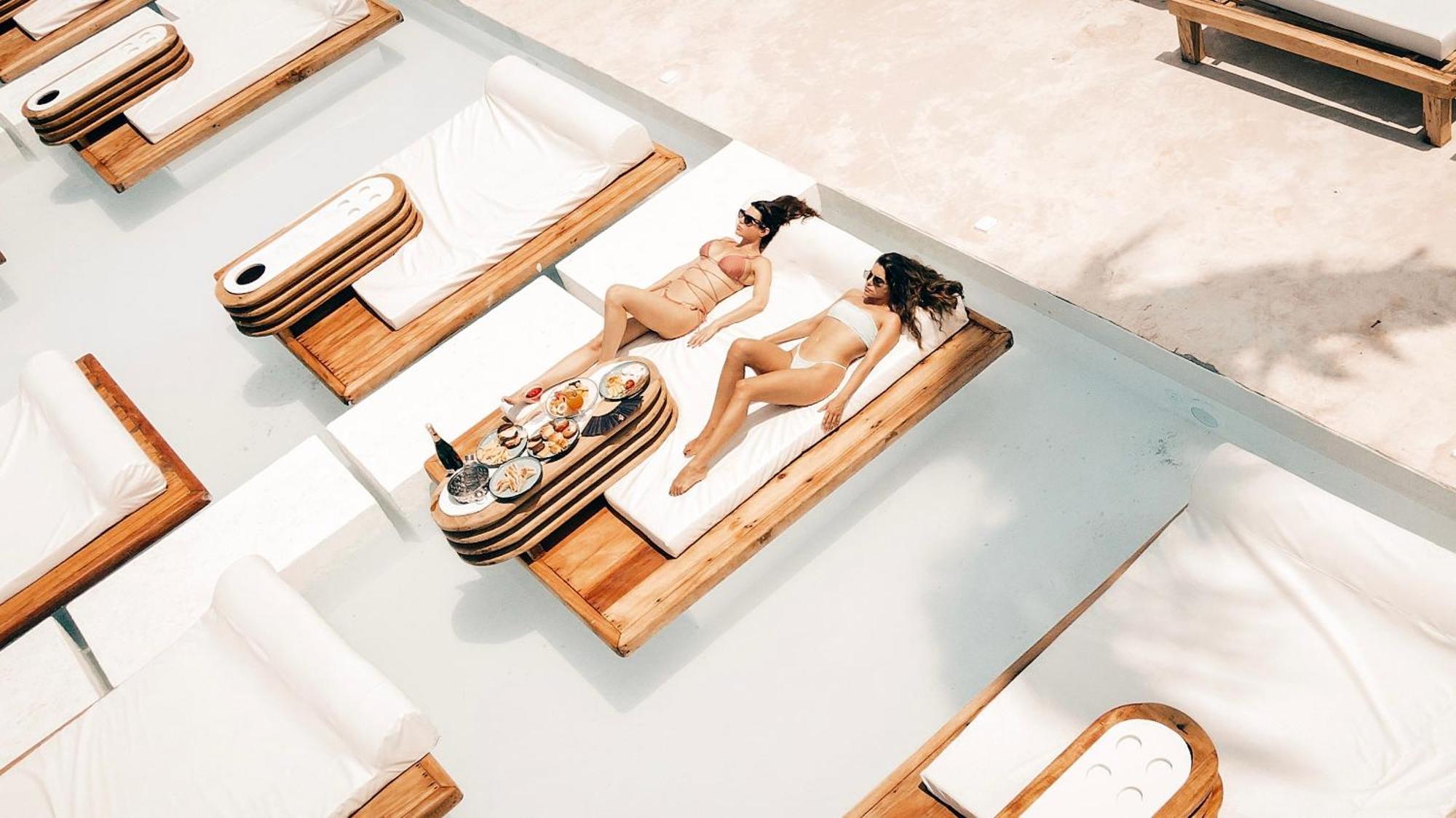 ホテル Le Saint Tropez Kidoti エクステリア 写真